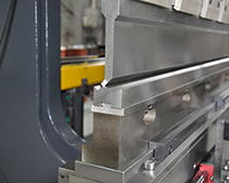CNC Electro-hydraulic Servo Press Brake Machine(3+1 axis or above)