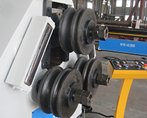 半液压型材弯曲机(WYQ6toWYQ100)